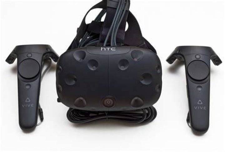 Does the HTC Vive work with Xbox one?