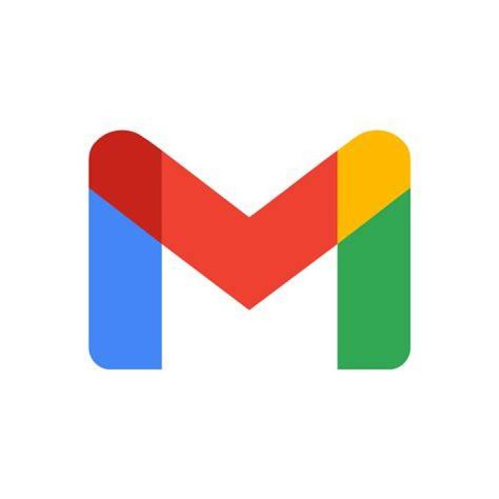 How do I copy a file from Gmail?