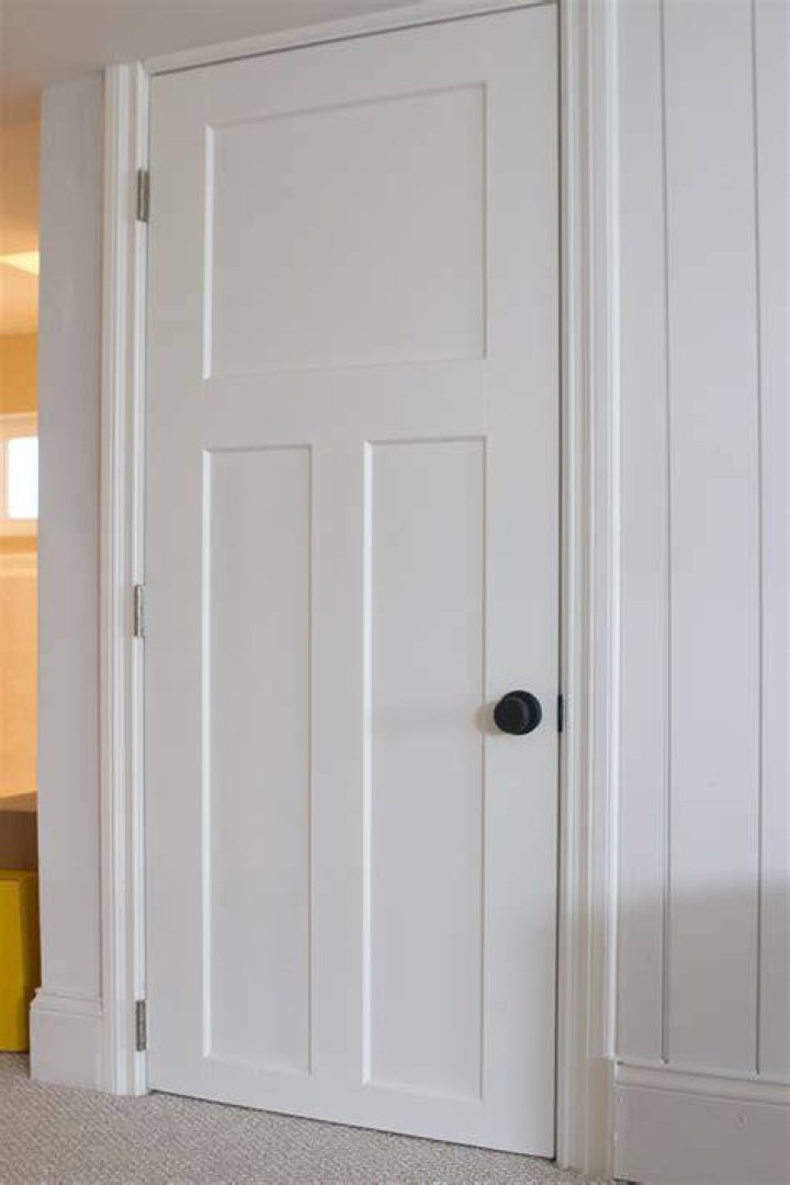 How do you paint a basement door?