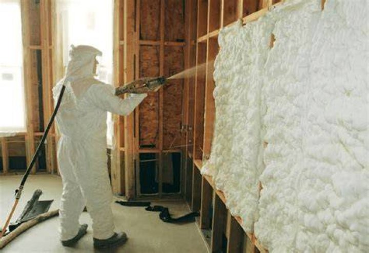 Is spray foam insulation a good sound barrier?