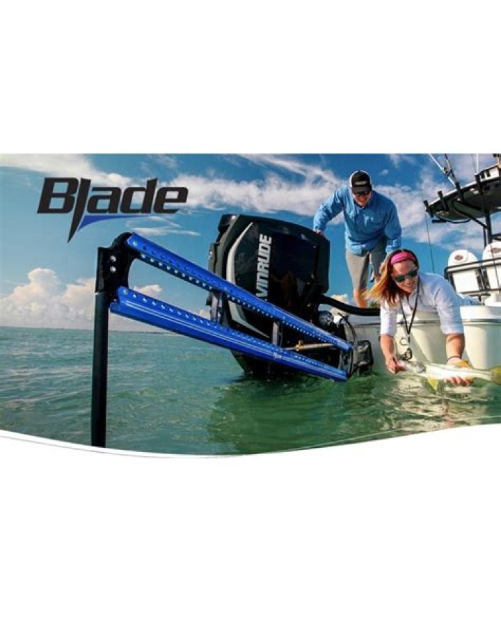 What does a power pole blade do?