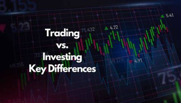Which of the following is the main difference between trading and investing?